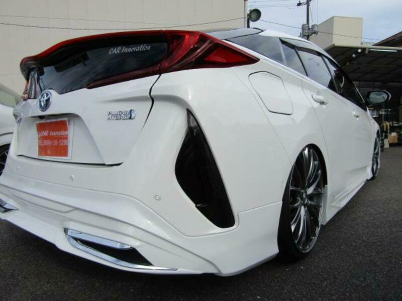 PRIUS PHV