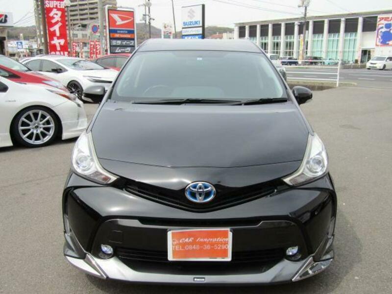 PRIUS ALPHA