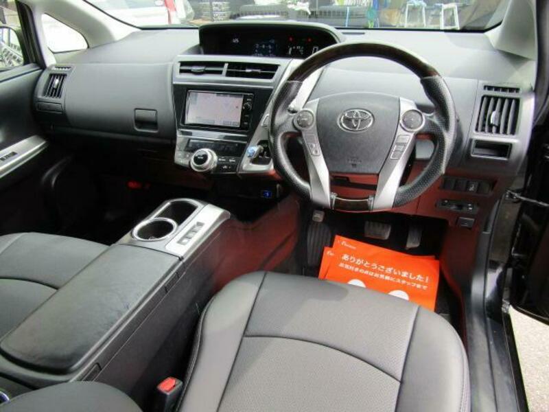 PRIUS ALPHA