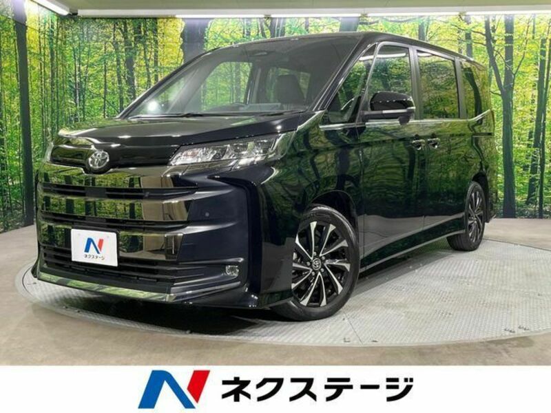 TOYOTA NOAH