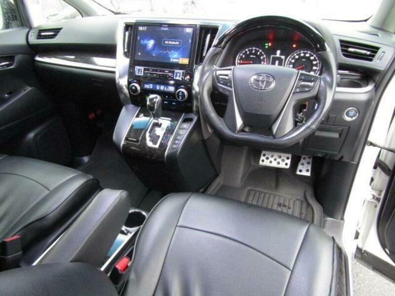VELLFIRE