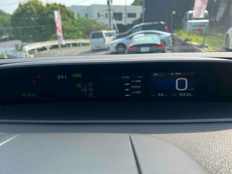 PRIUS PHV