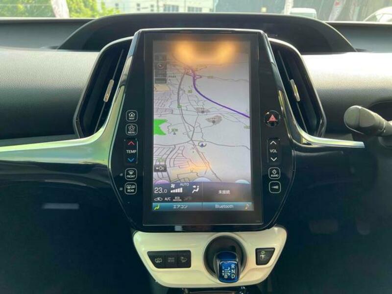 PRIUS PHV