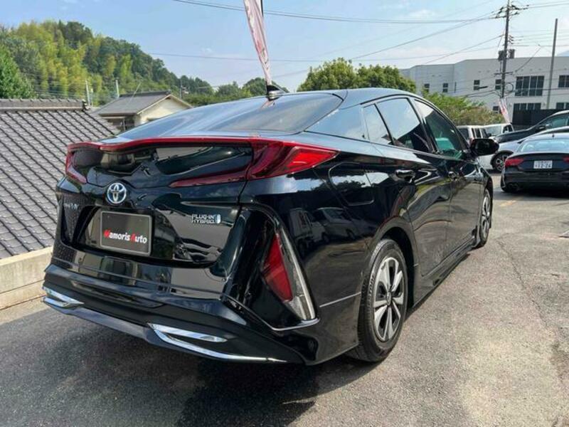 PRIUS PHV