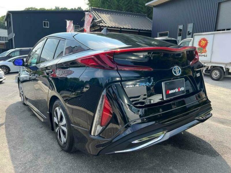 PRIUS PHV