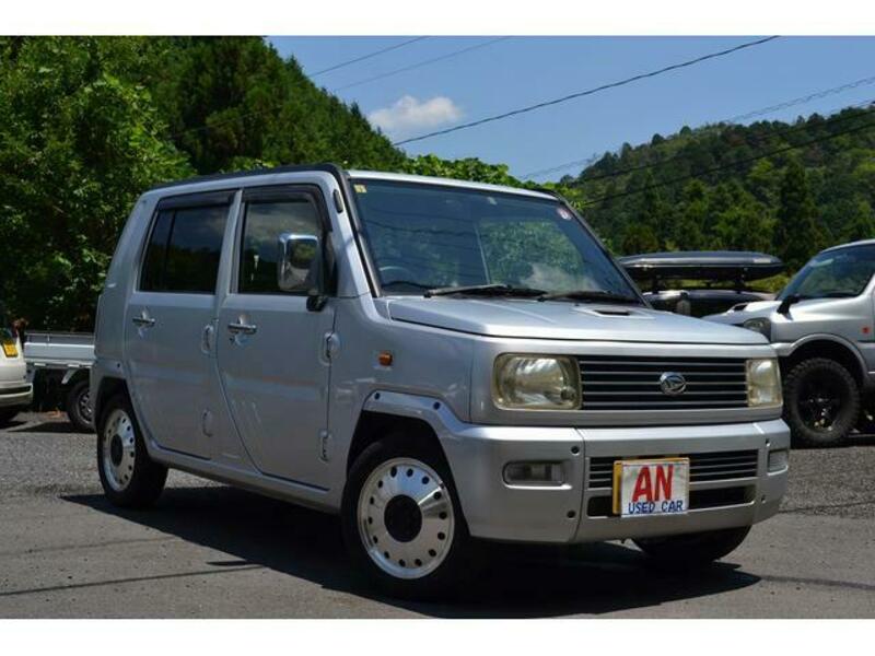 DAIHATSU NAKED