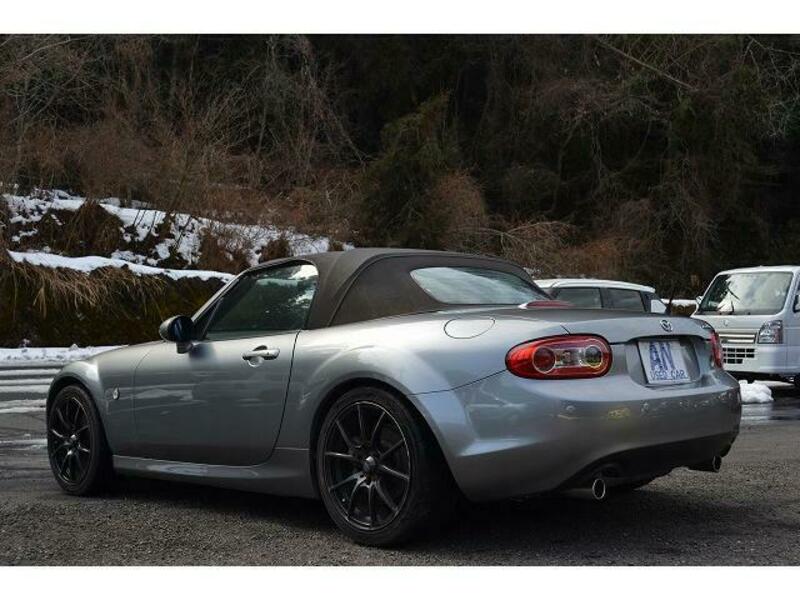 ROADSTER