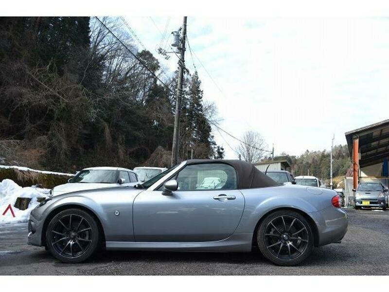 ROADSTER