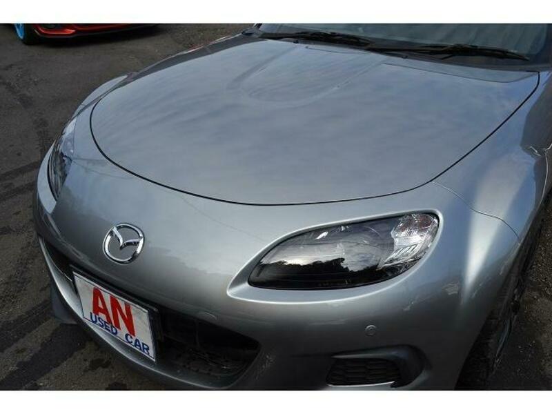ROADSTER