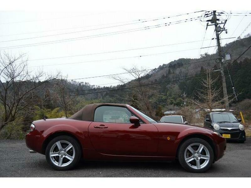 ROADSTER