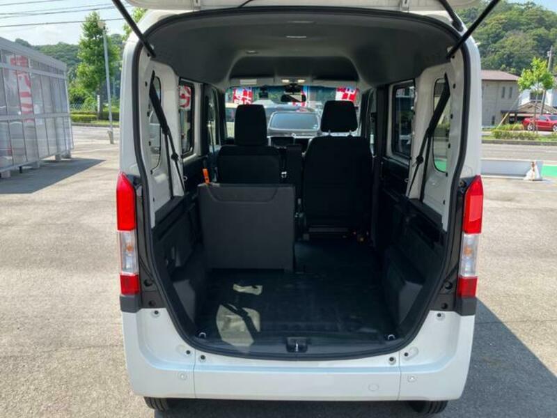 N-VAN