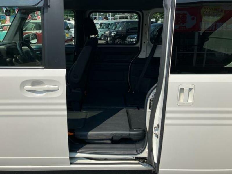 N-VAN