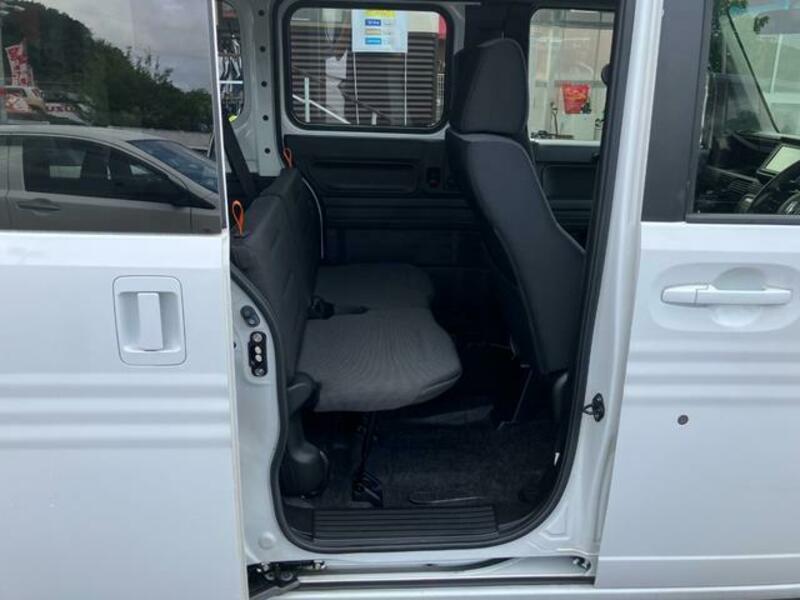 N-VAN