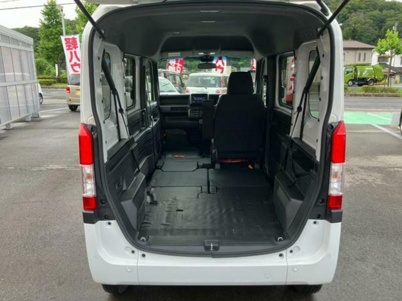 N-VAN