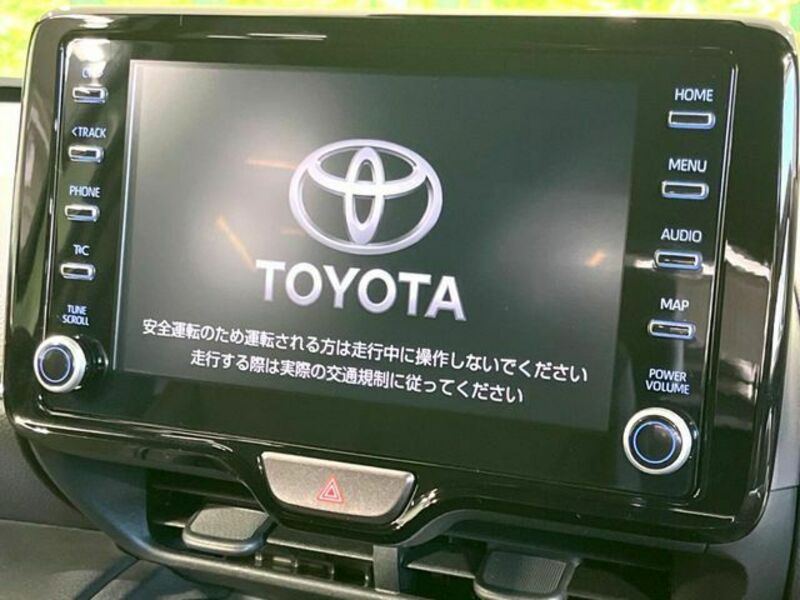 YARIS CROSS