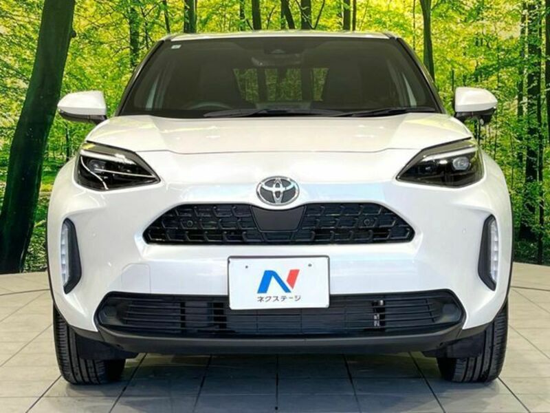 YARIS CROSS