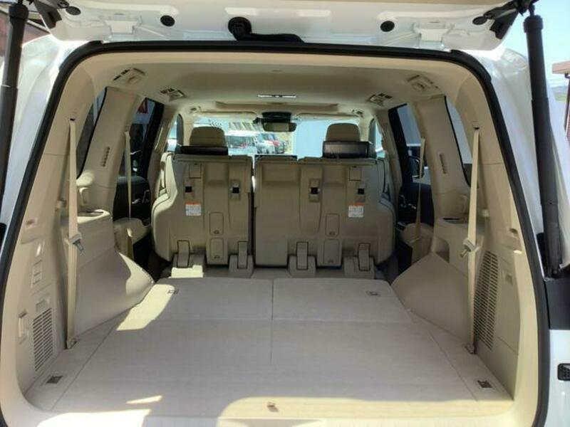 LAND CRUISER
