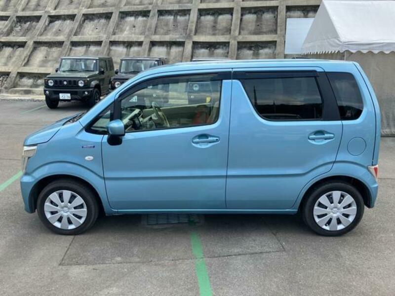 WAGON R