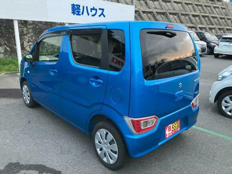 WAGON R