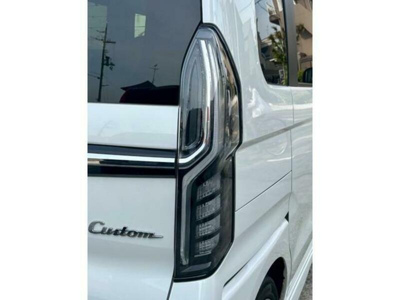 N BOX CUSTOM