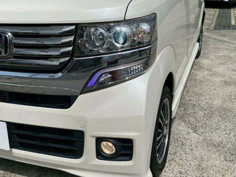 N BOX CUSTOM