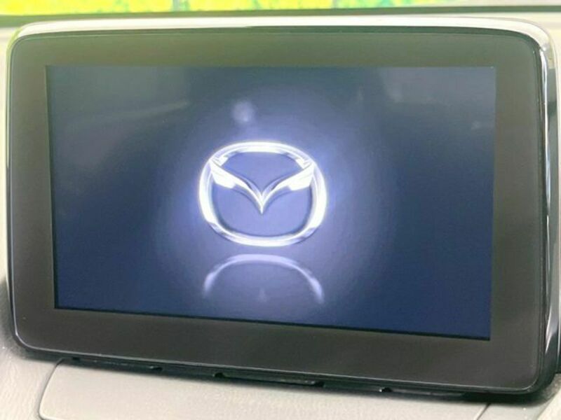 MAZDA2