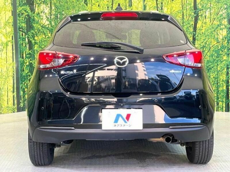 MAZDA2