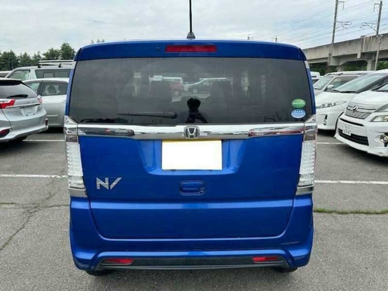 N BOX SLASH