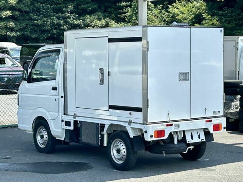 CARRY TRUCK