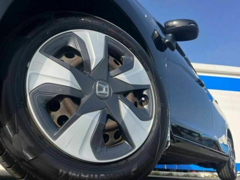FIT HYBRID