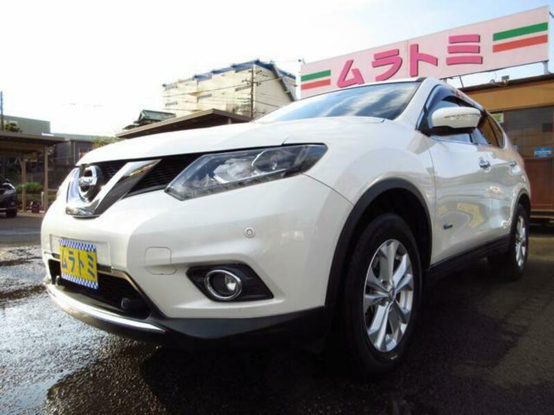 X-TRAIL