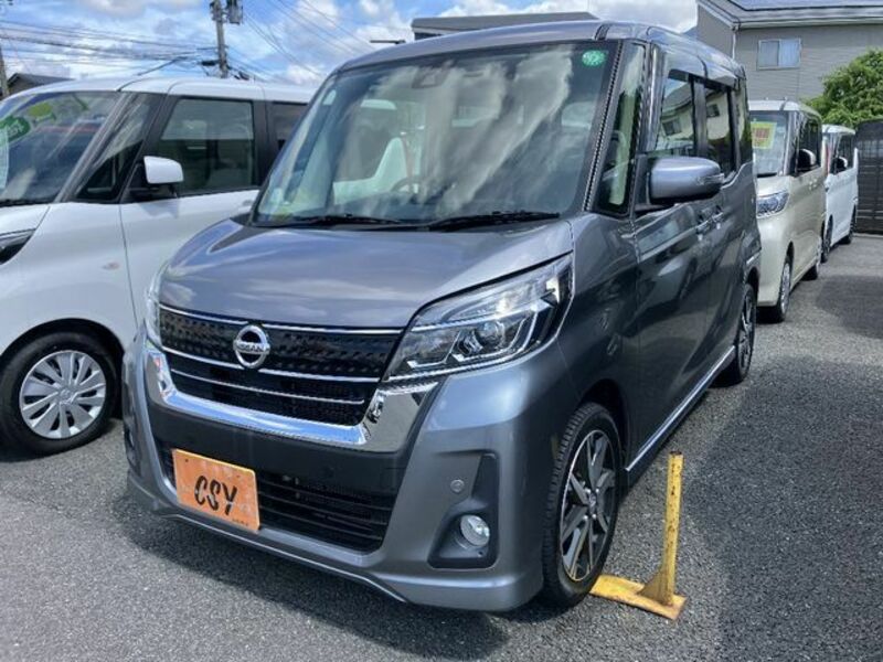 NISSAN DAYZ ROOX