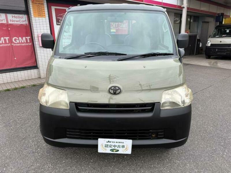 TOWNACE TRUCK