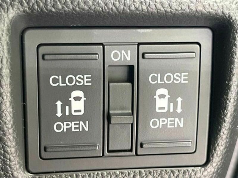 N BOX