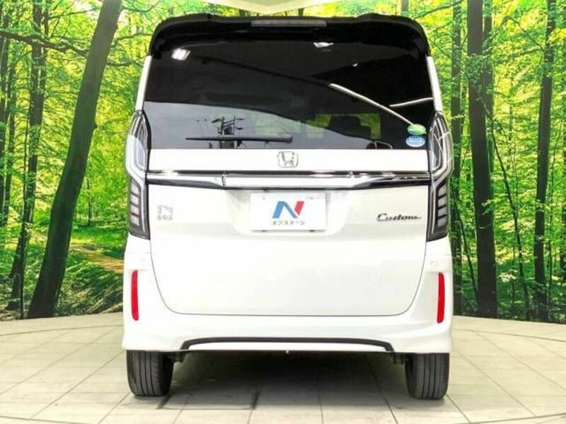 N BOX CUSTOM