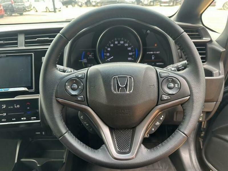 FIT HYBRID