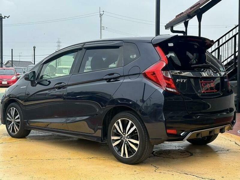FIT HYBRID