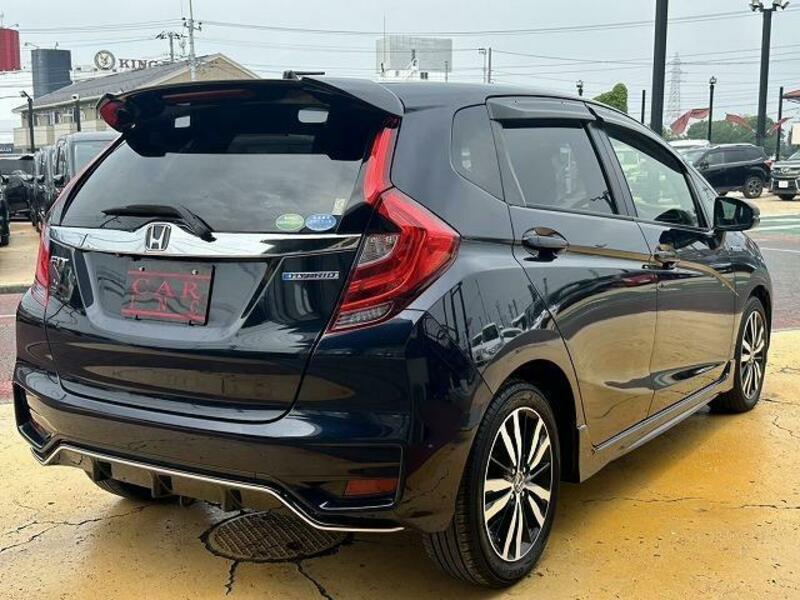 FIT HYBRID