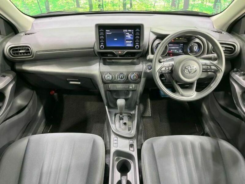YARIS CROSS