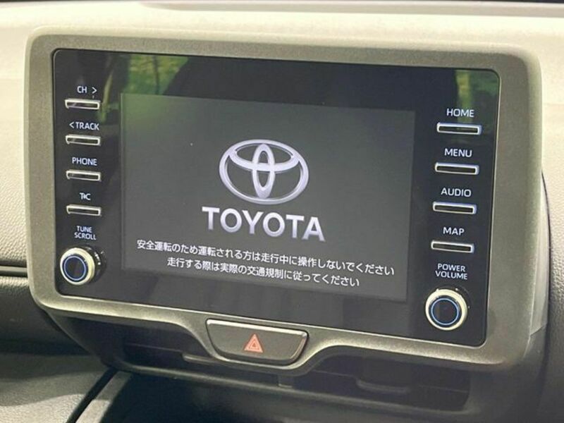 YARIS CROSS
