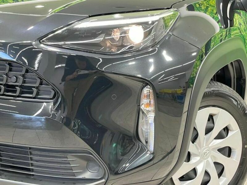 YARIS CROSS