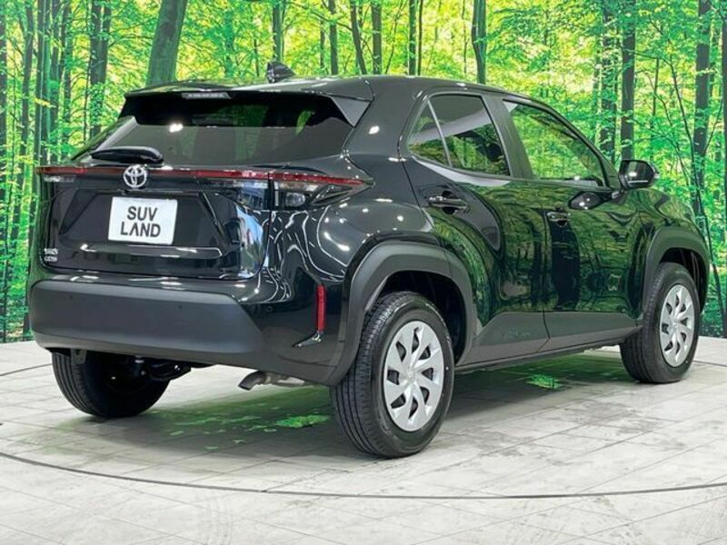 YARIS CROSS