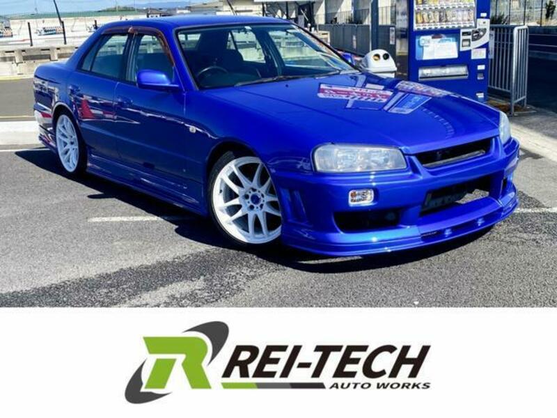 NISSAN SKYLINE