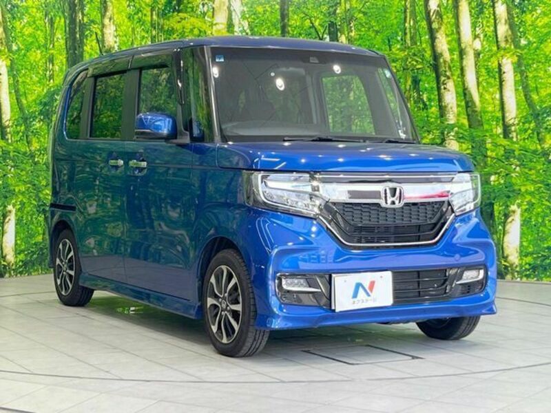 N BOX CUSTOM