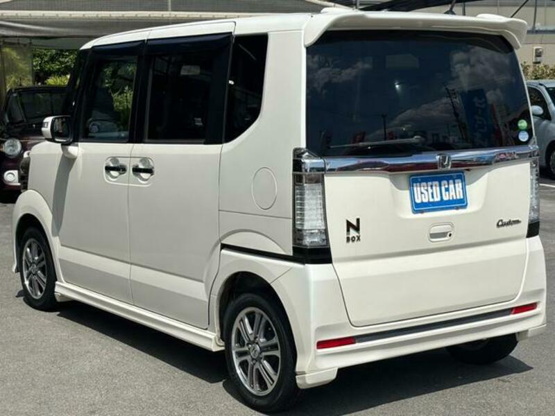 N BOX CUSTOM