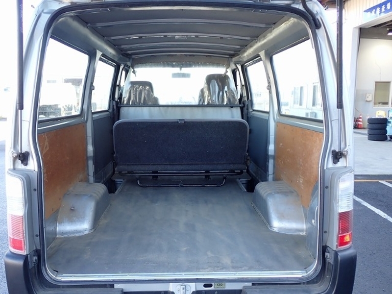 CARAVAN VAN