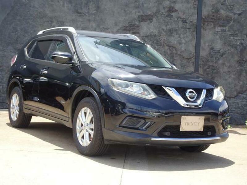 X-TRAIL