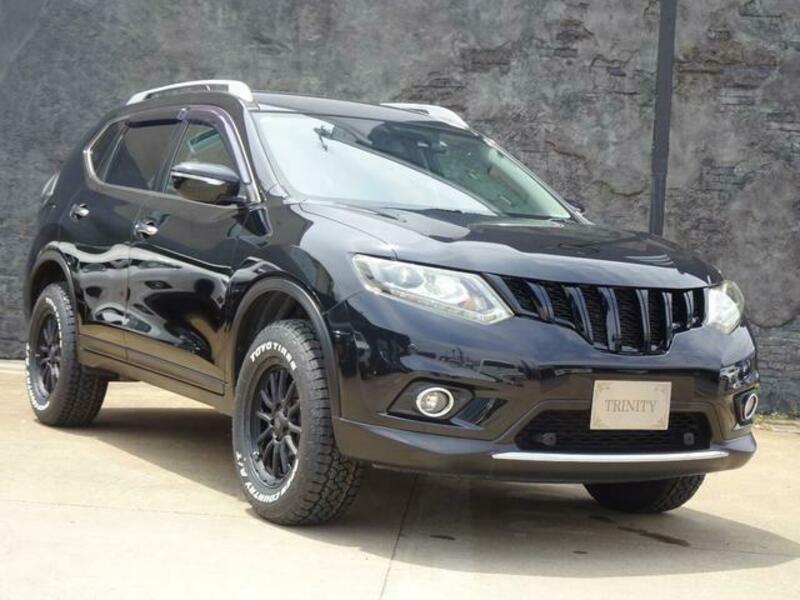 X-TRAIL