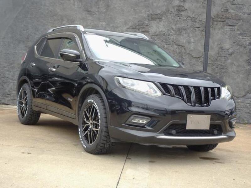 X-TRAIL
