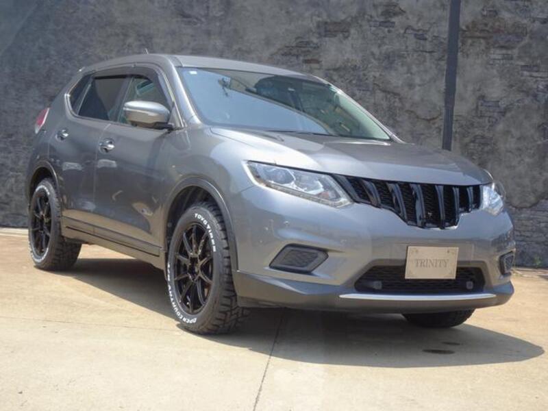 X-TRAIL